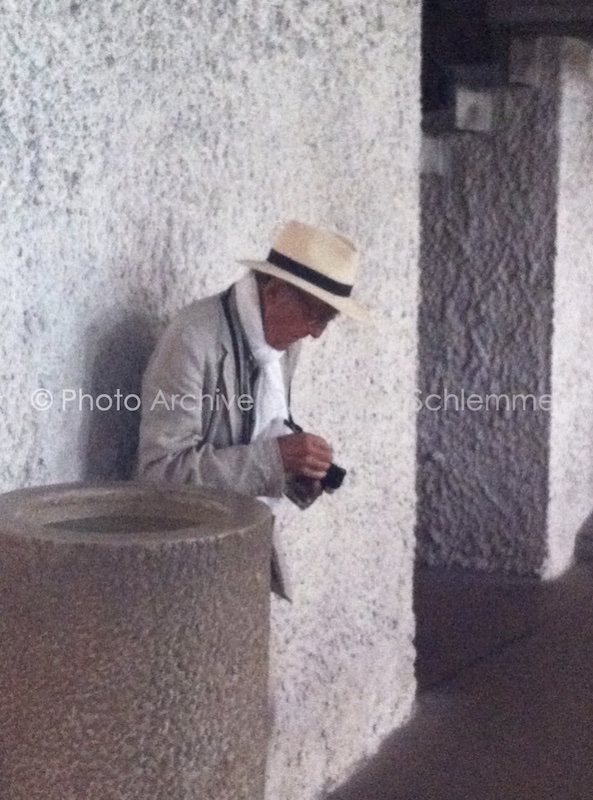 Artist Rene Burri photographing